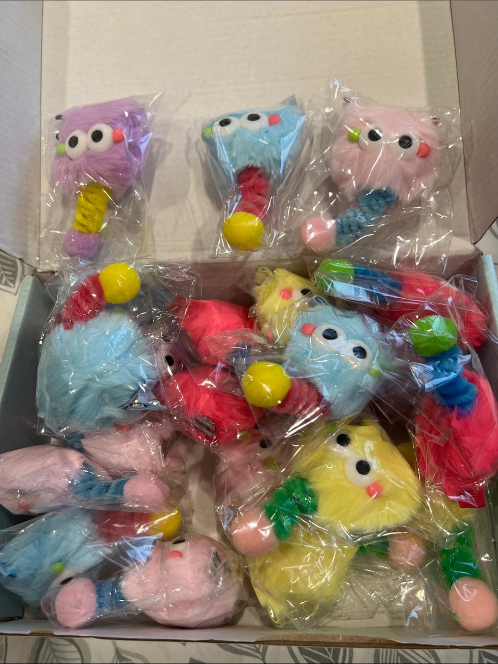 21pcs Plush Hair-clips for Kids - Multicolor Fuzzy Animal.